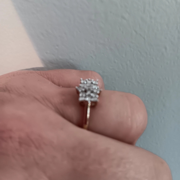 Sale!! .5 carat new diamond cluster ring - Picture 7 of 11